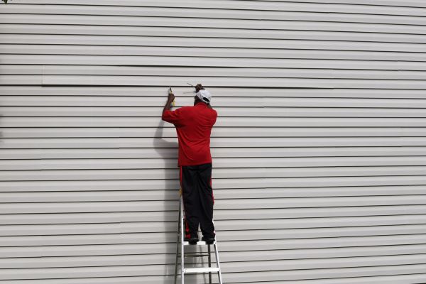 Loose Siding Repair in Fishers